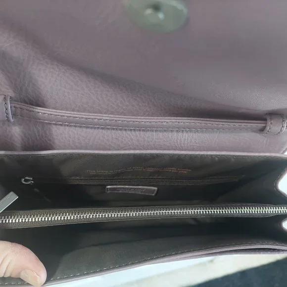 Matt and Nat Lilac crossbody bag - Picture 2 of 3